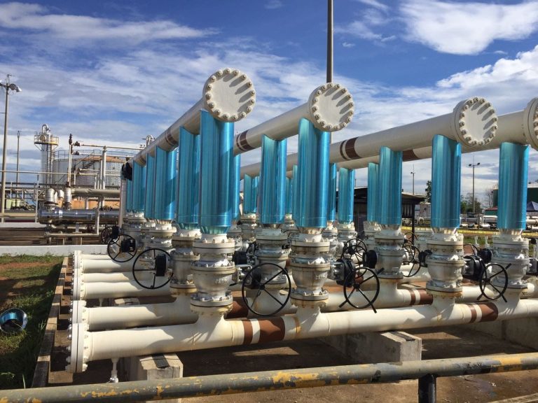 e2b27a94-4e21-4ba5-b2c3-d9042281ac0b